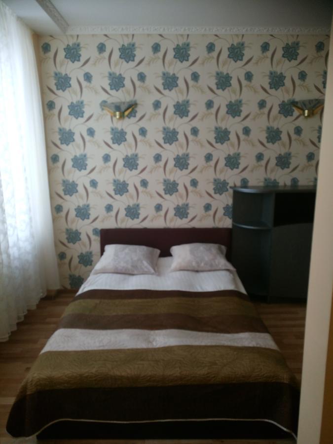 Hotel Vaivorykste Šiauliai Esterno foto