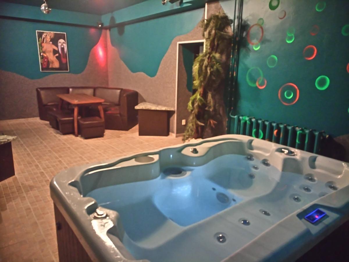 Hotel Vaivorykste Šiauliai Esterno foto